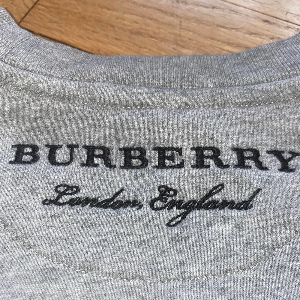Burberry Children's Girl's Sweatshirt in Gray with Ruffle Sleeve Detail (Sz 4Y) - Picture 7 of 12